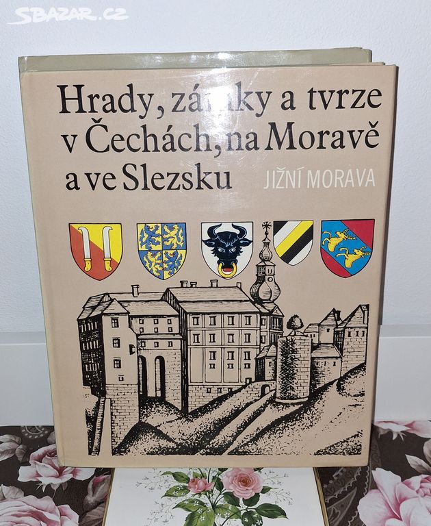 Hrady,zámky a tvrze v Čechách, na Moravě a Slezsku