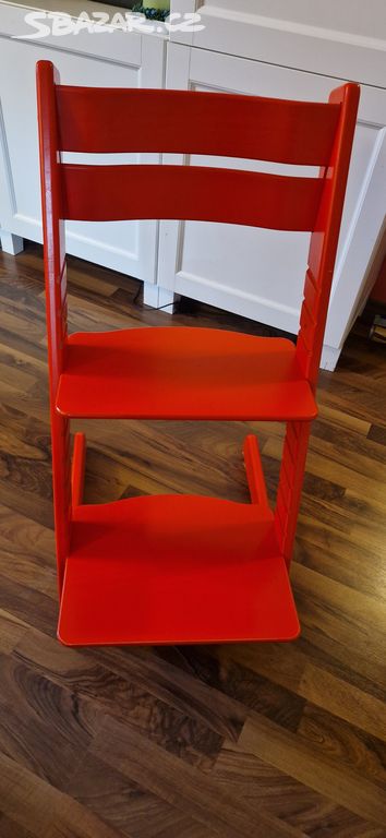Jitro rostoucí židle červená