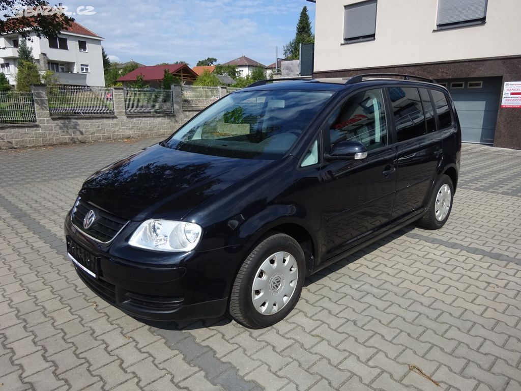 Volkswagen Touran, 1.6 MPI 75kW, Servisní kniha,