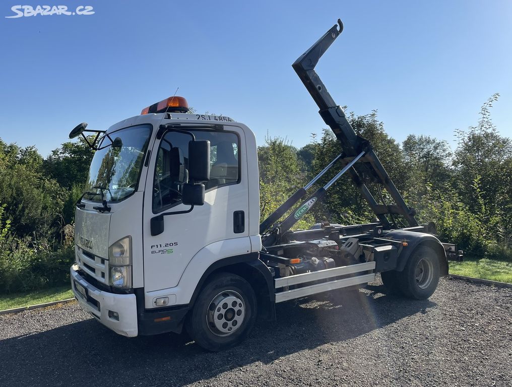 Isuzu Sumo, Nosič kontejnerů 11 t