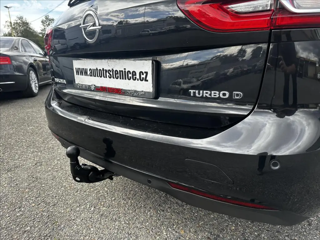 Opel Insignia, 2,0 CDTi 125kW Dynamic ST - fotka 6