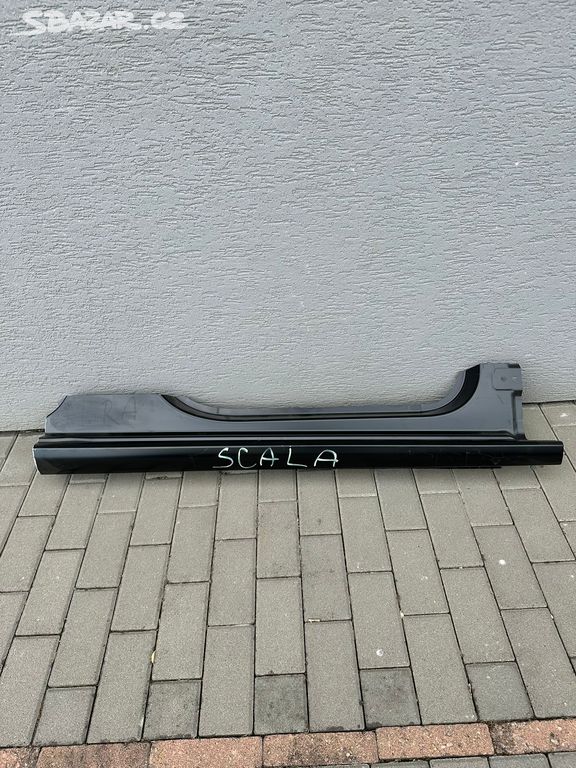 Pravý práh Škoda Scala