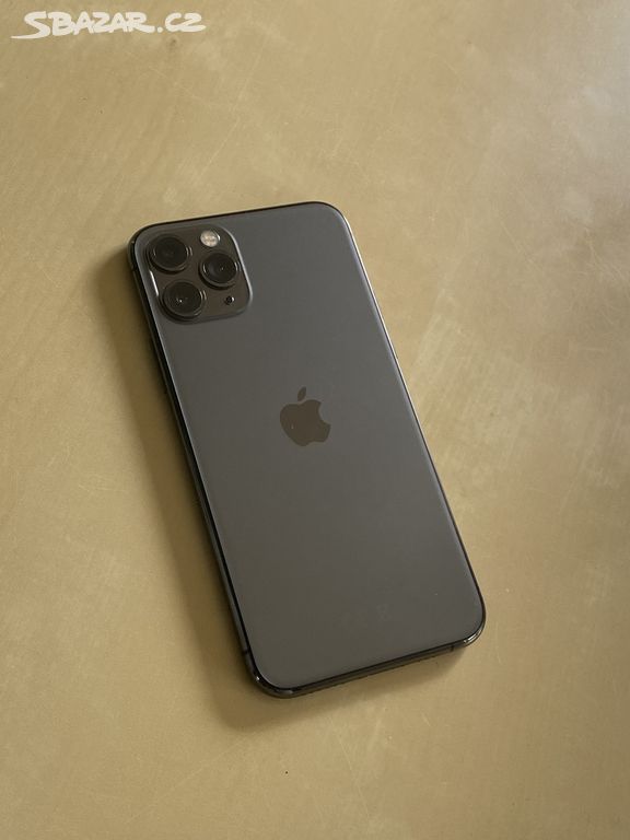 Apple Iphone 11 pro 256GB - záruka , pěkný