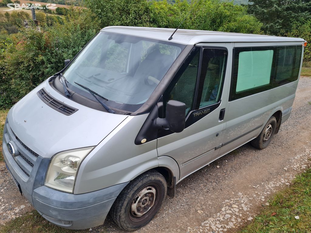 FORD TRANSIT 2,2 TDCi, r.v. 2010 obytný