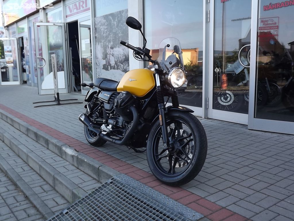 Moto Guzzi V7 Stone III