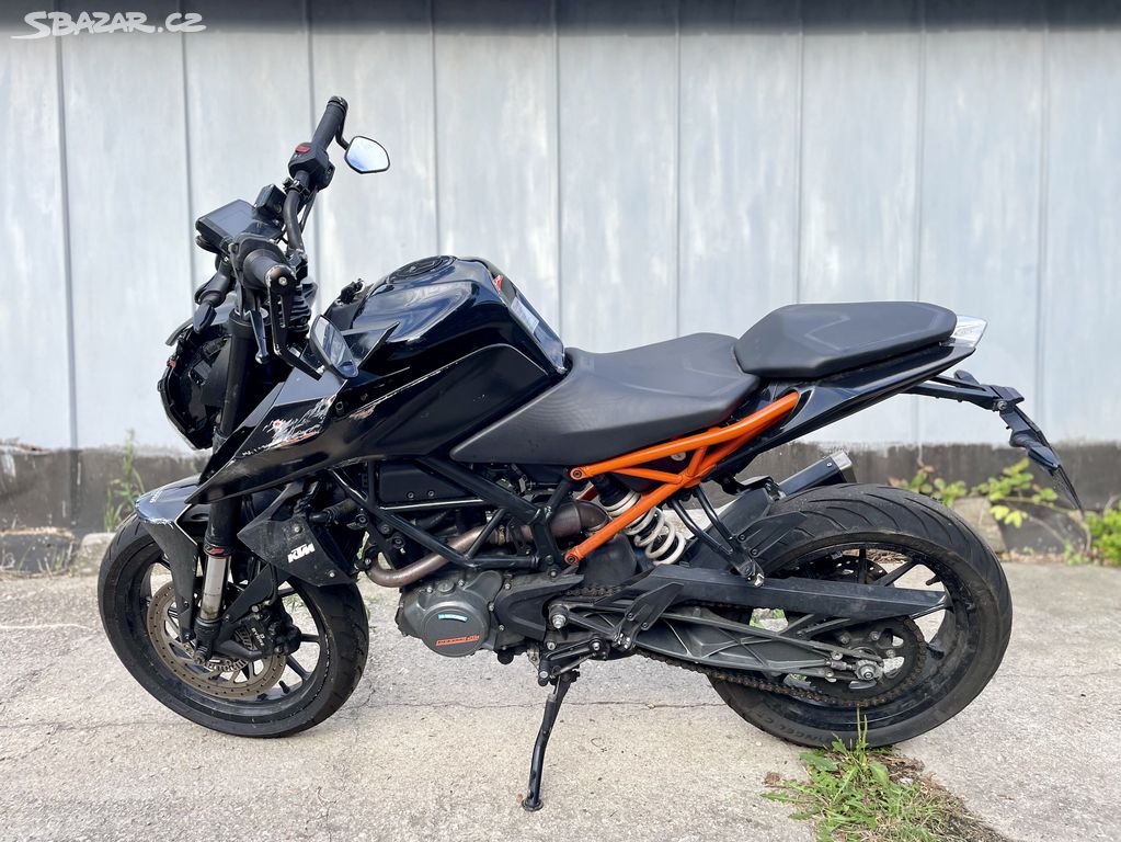 KTM Duke 125