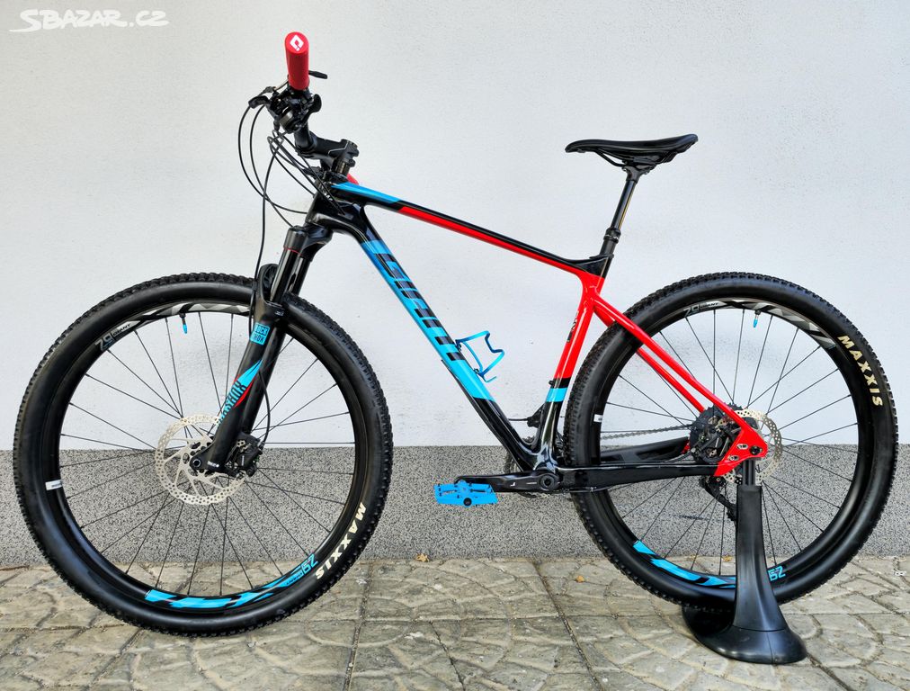 Horské kolo Giant XTC Advanced Carbon 29