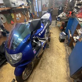 Obrázek k inzerátu: Suzuki gsxr 750