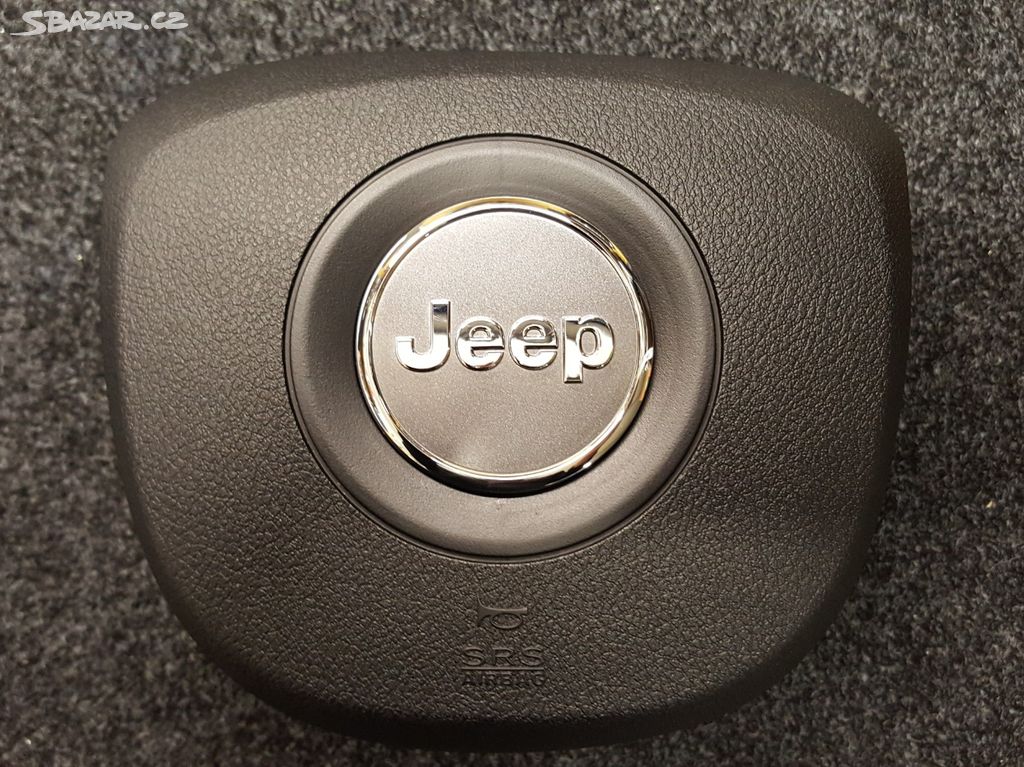 Jeep Fiat Palubní deska Bezpečnostní pás Airbagy