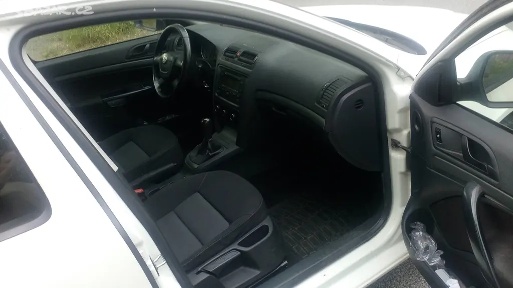 Škoda Octavia combi II 1.6 i+LPG 2012 původ-CZ-TOP - fotka 3