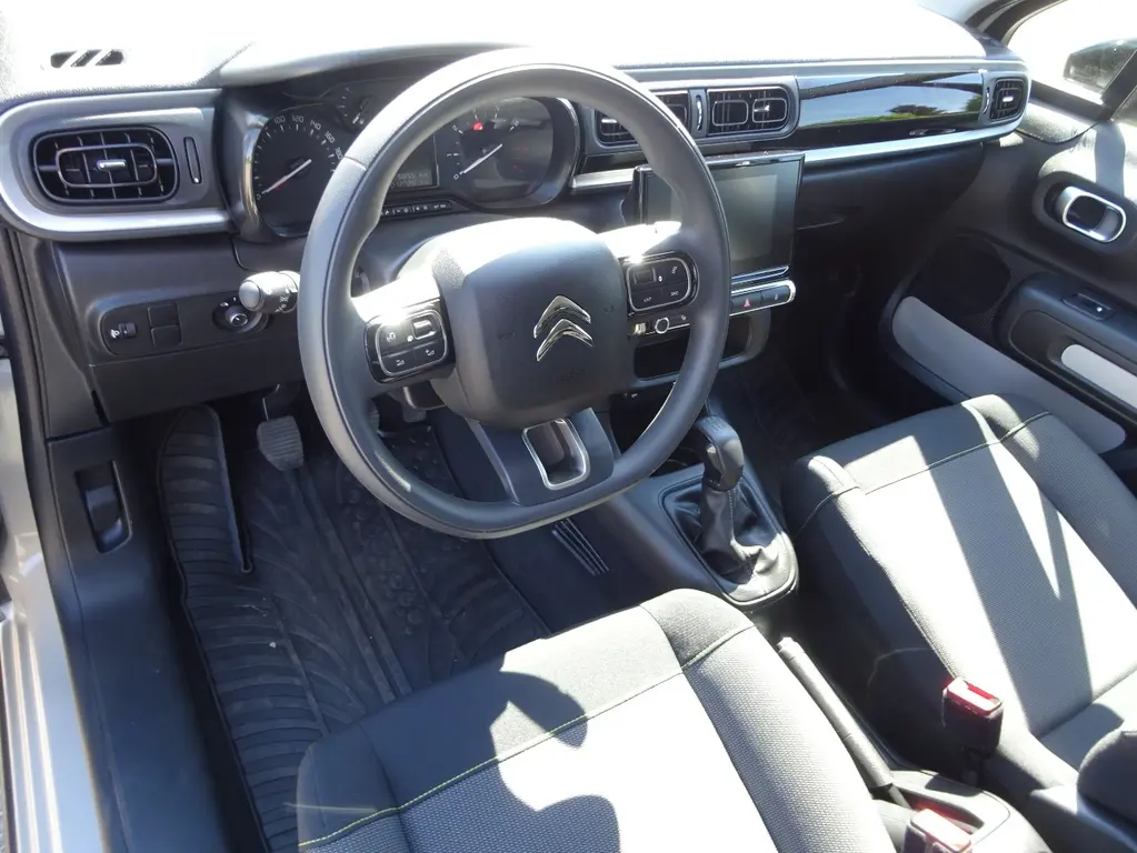 Citroen C3 1.2 PureTech r.v.2020 2.Maj.serv.kníž.Č - fotka 5