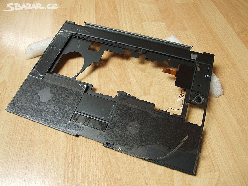 DELL Latitude E6500 palmrest (horní plast)