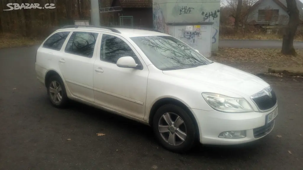 Škoda Octavia Combi II Elegance-Plus Původ-CZ-TOP