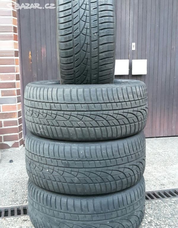 Zimní pneu Hankook Winter Icept EVO 3 245 50 R18