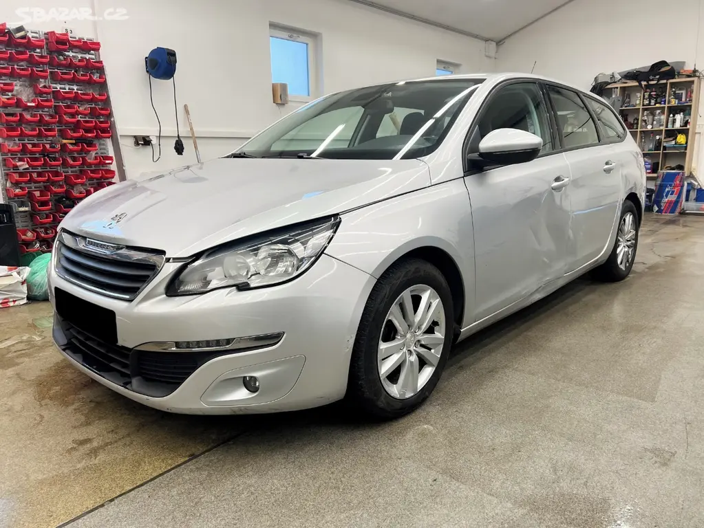 Peugeot 308 SW 1.6 BLUE HDI 88kW - fotka 3