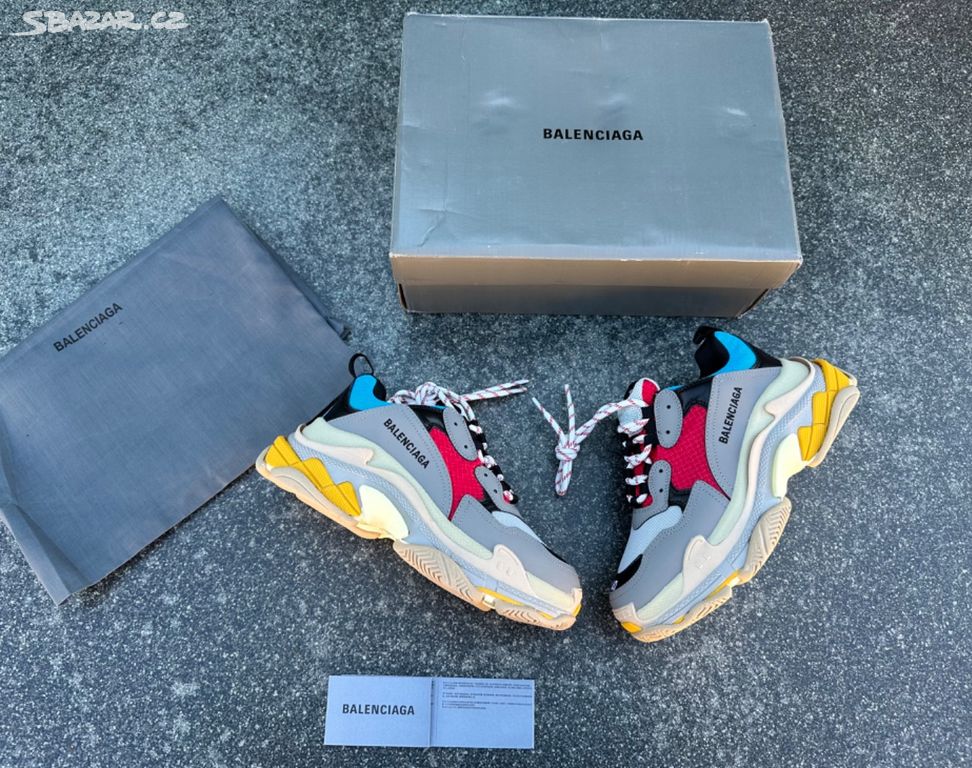 Balenciaga Triple S Grey Red Blue tenisky