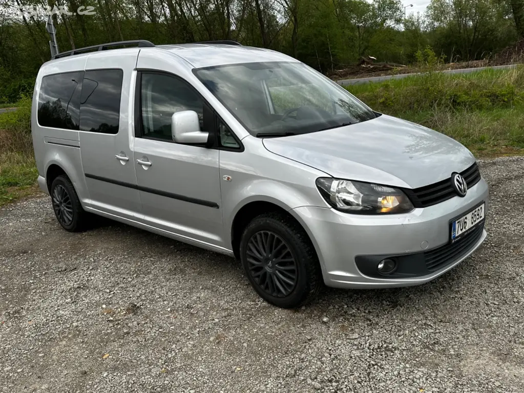 VW Caddy Maxi 2.0CNg, r.2014,Čr,serviska, Odpocet - fotka 2