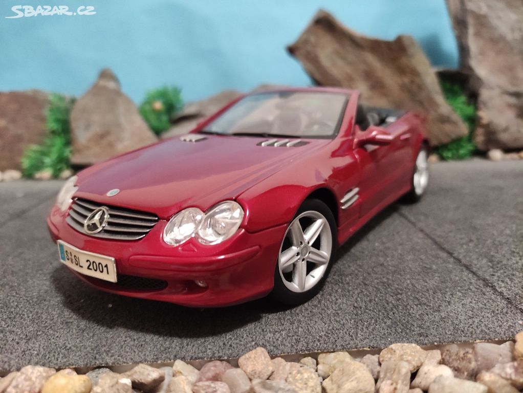 Prodám model 1:18 Mercedes Benz SL 500 2001