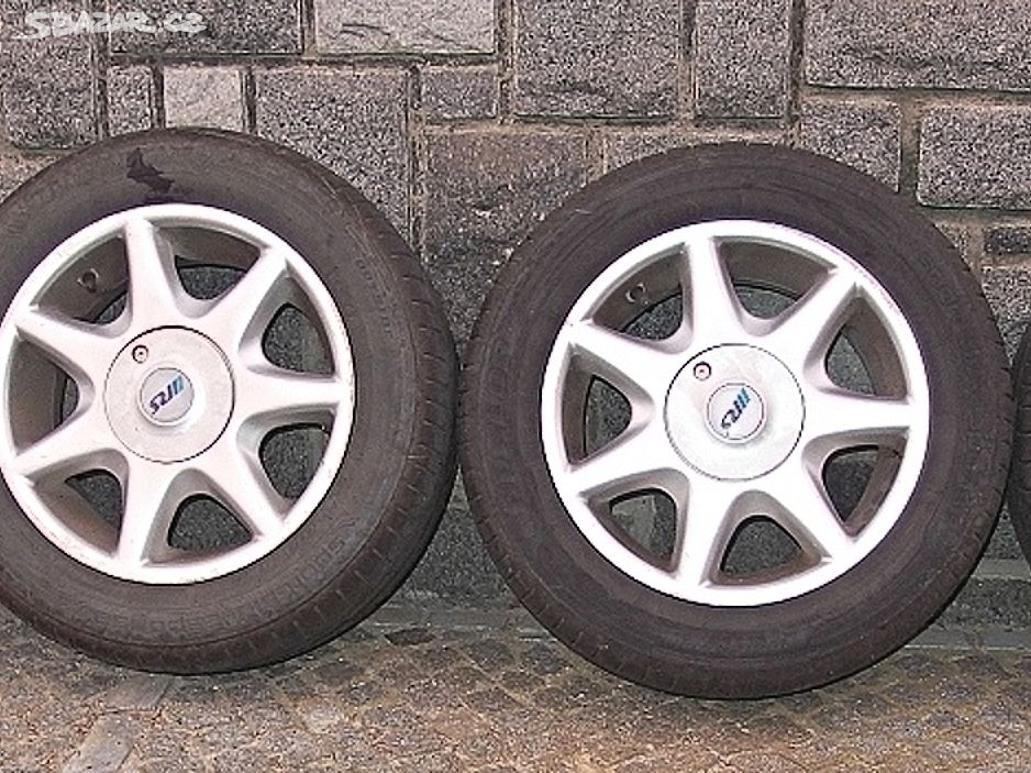 Letní pneu Dunlop + alu disky, Ford Focus