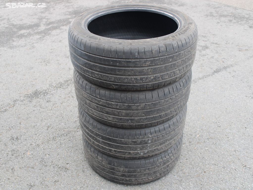 4ks letní pneu GoodYear Eagle F1 245/45/19 102Y XL