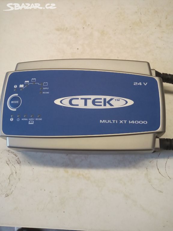 Nabíječka baterií CTEK