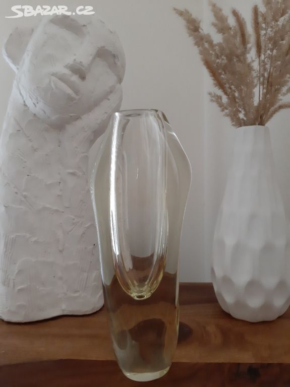 Citrínová váza z hutního skla - Miloslav Klinger