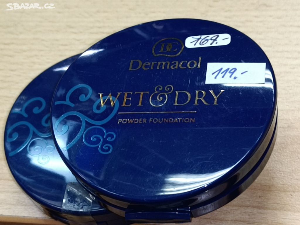 pudr Dermacol Weet & Dry   odstín 03., 04.