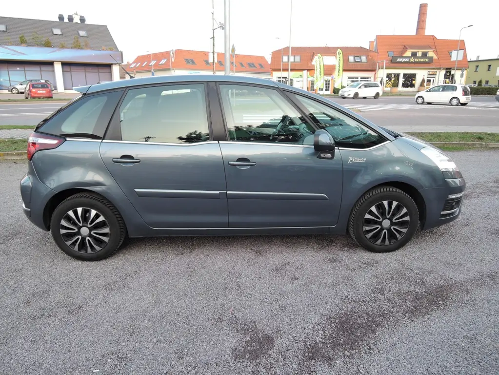 Citroën C4 Picasso 1,6i 16V Servis Tažné 2013 - fotka 2