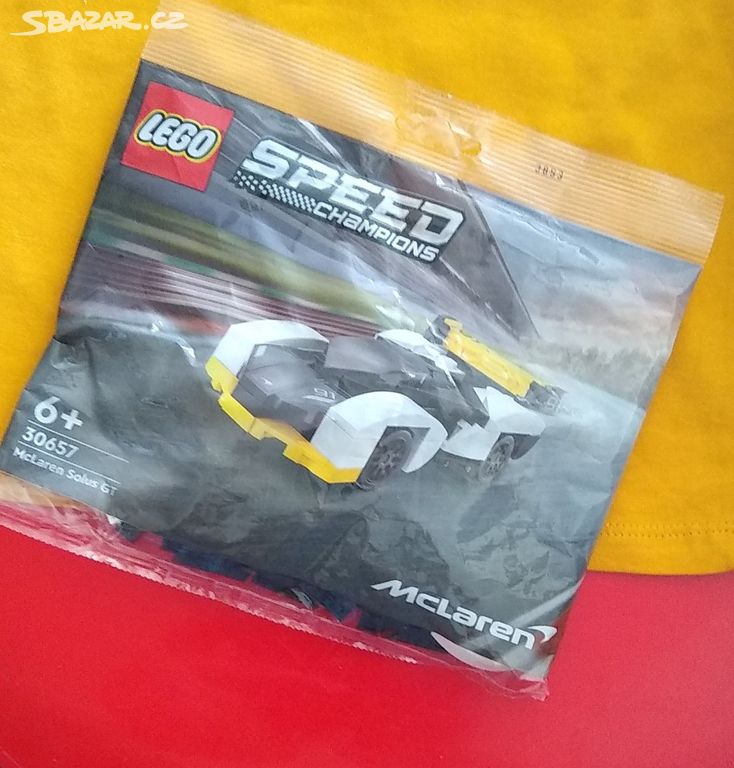 Lego závodní auto Speed Champions McLaren 30657