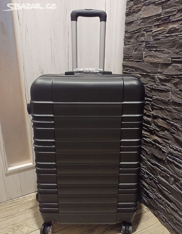 Nový velký cestovní kufr Gonser