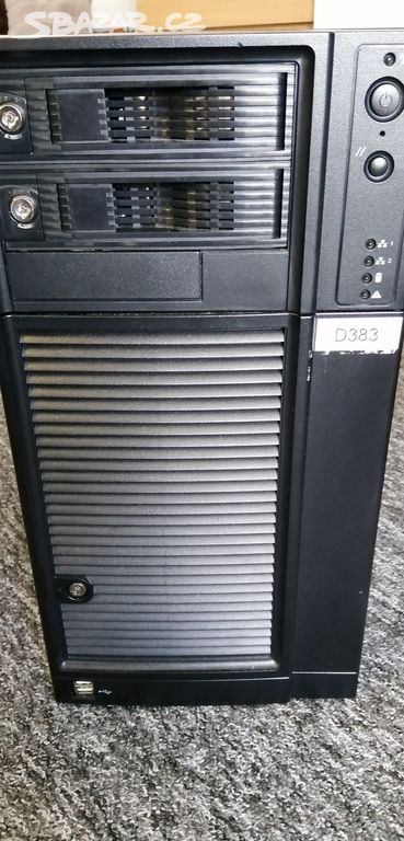 Server S5500HCV (až 3 kusy k odběru)