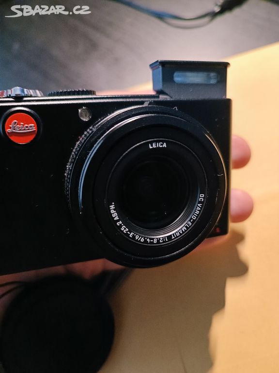 Leica D-Lux 3 (nefunkcni snimac)