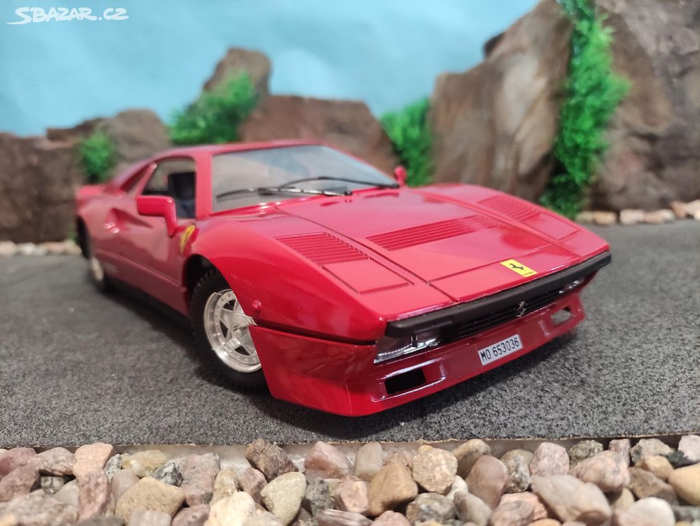 prodám model 1:18 ferrari 288GTO