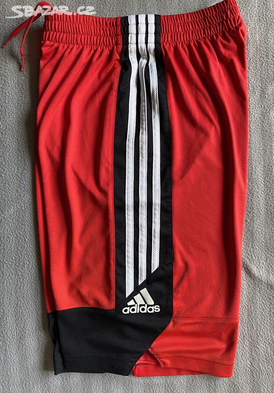 Chlapecké kraťasy, šortky Adidas vel. 152