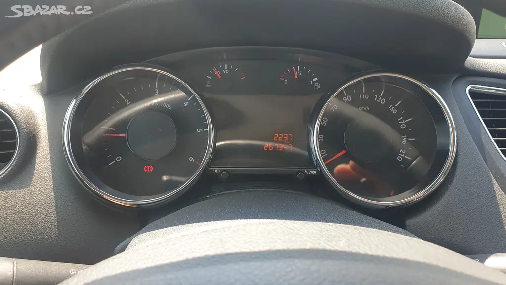 Peugeot 5008 2.0hdi - fotka 2
