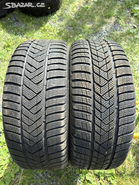 Zimní pneu 225 45 18 Pirelli RFT 2ks