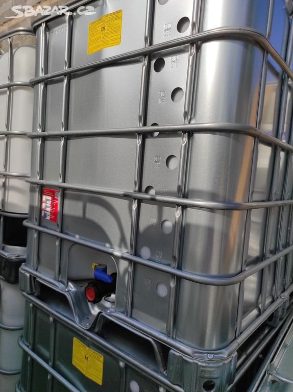 Ibc kontejner nádrž nádoba na vodu celooplechované
