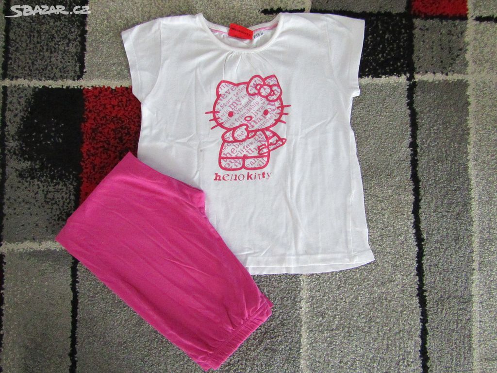 Pyžamo pro holku Sanrio  Hello Kitty vel.110/116