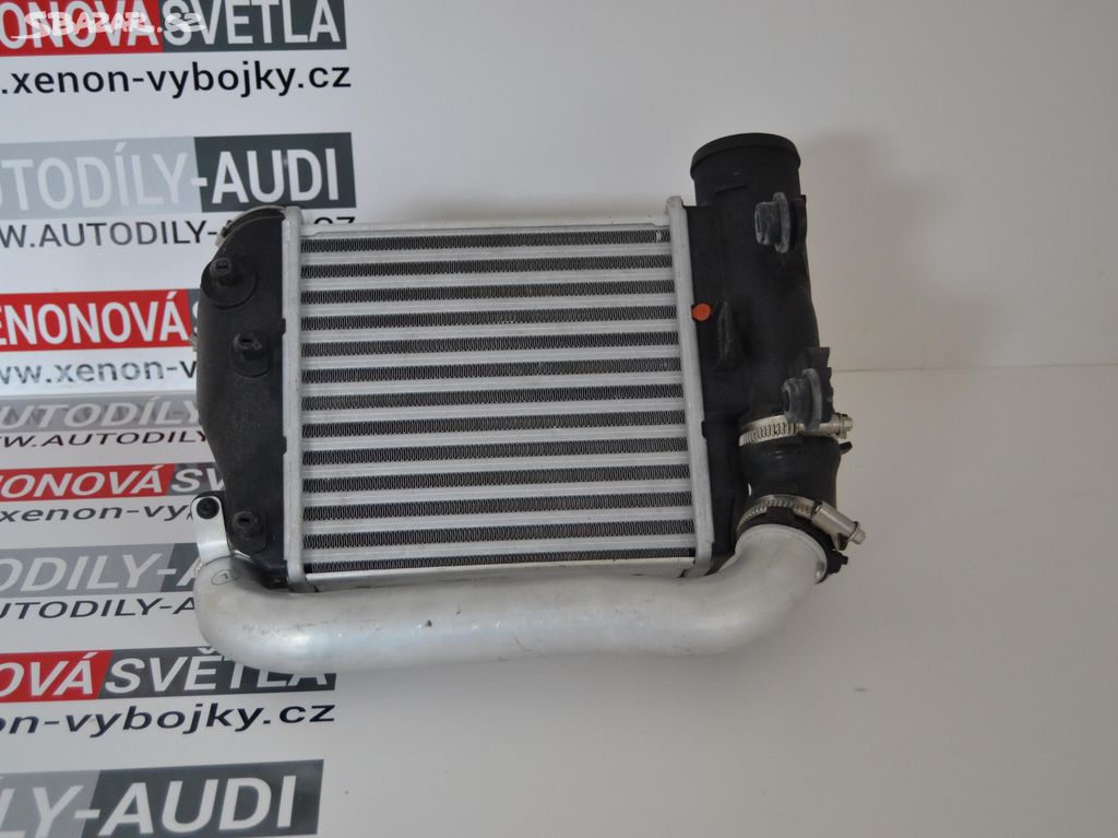 Chladič nasávaného vzduchu Audi A6 (4F) 4F0145806E