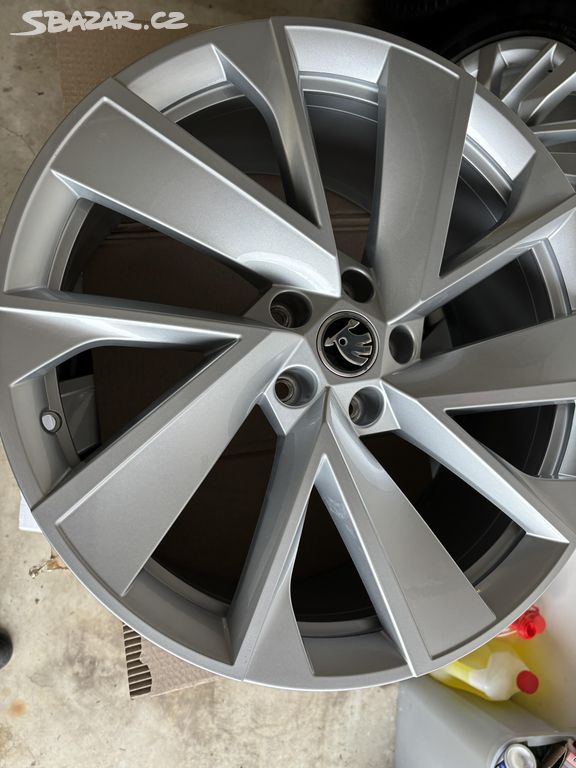 Nová originální alu sada škoda Vega 5x112 R20