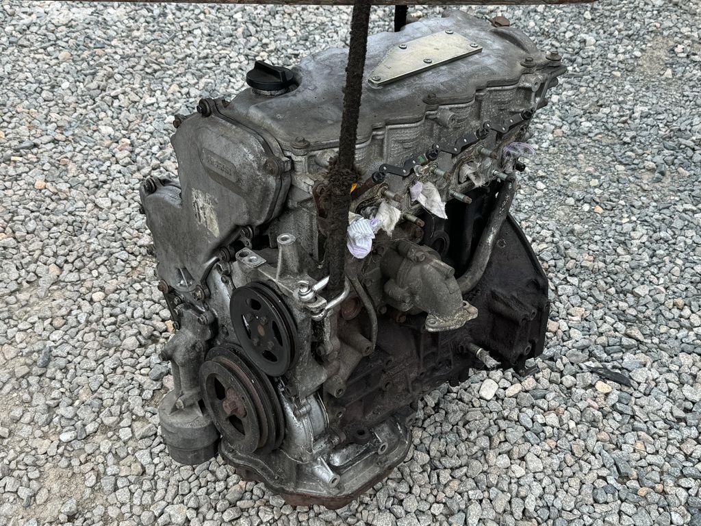 Motor Nissan 2.2Di YD22 Almera N16 / Tino