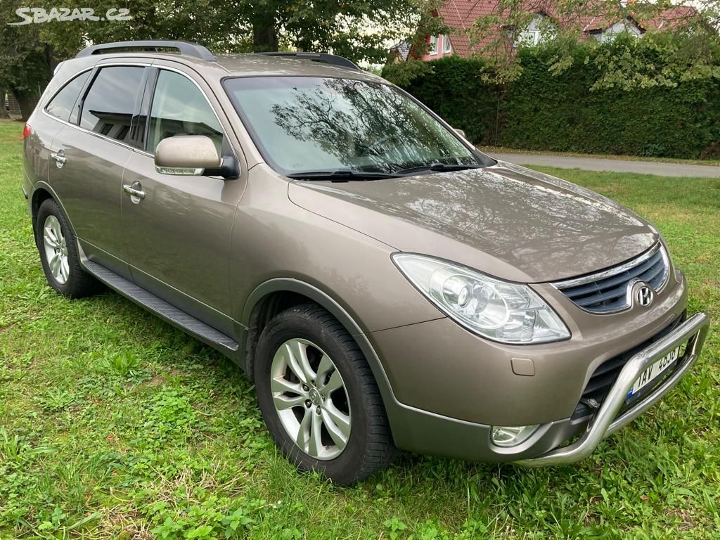 Hyundai ix55 Combi, 4x4 automat, 7 míst, supr stav