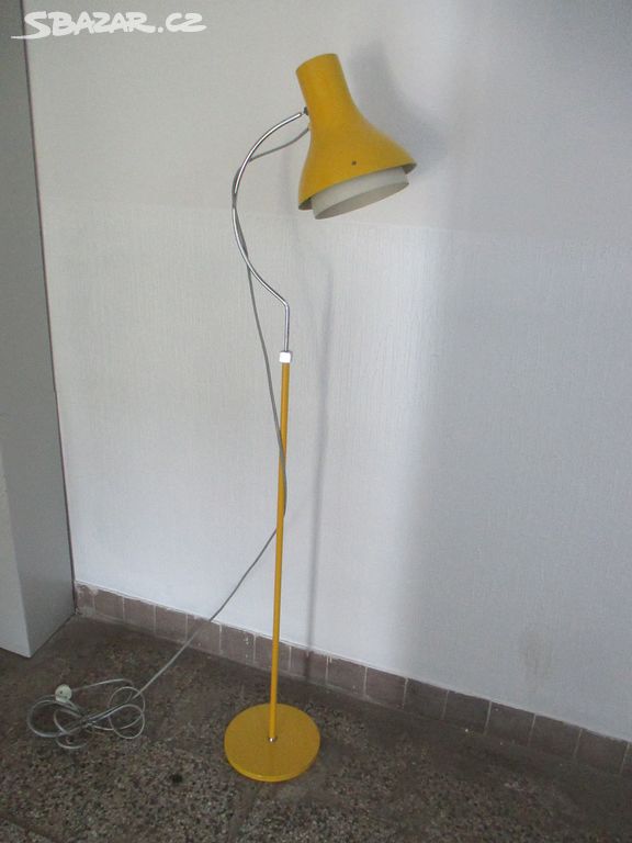 Nabízím krásnou podlahovou lampu Josef Hůrka Na