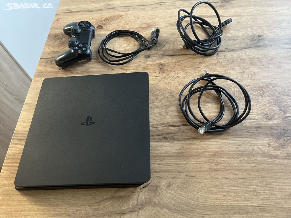 Playstation 4 500 GB Slim