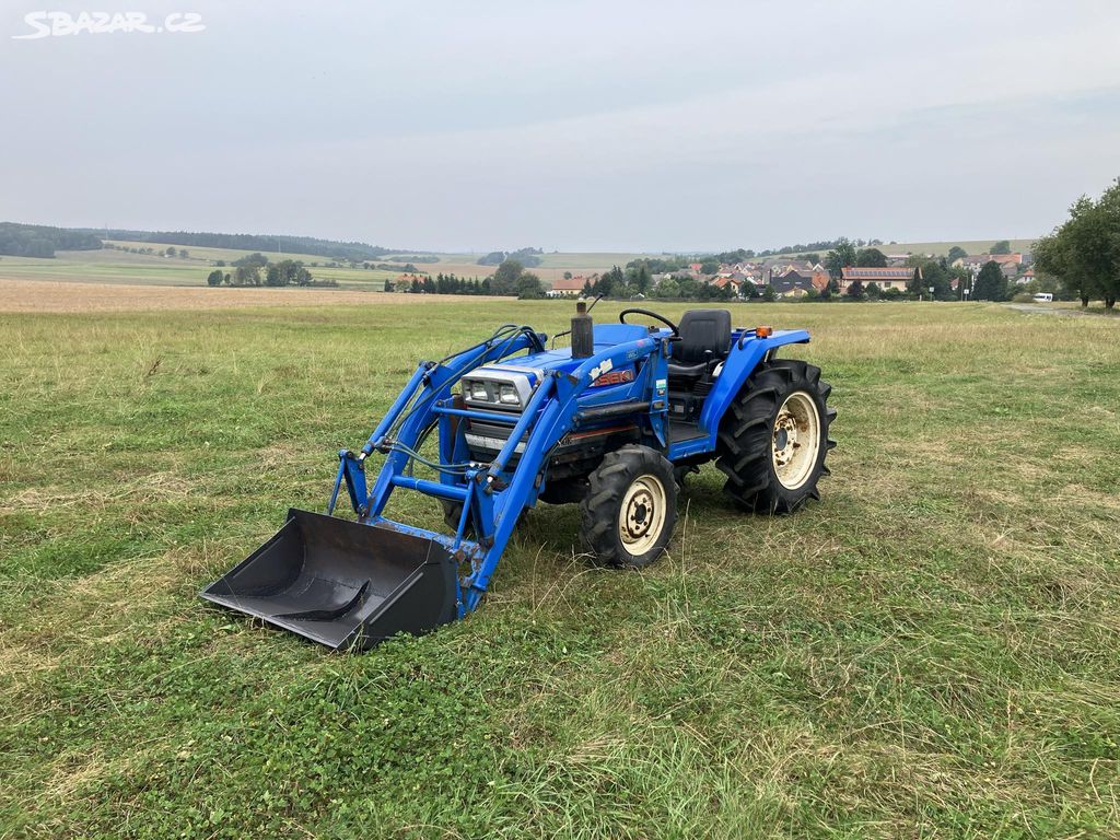 JAPONSKÝ MALOTRAKTOR ISEKI TA270+ČELNÍ NAKLADAČ