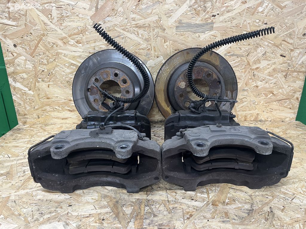 BRZDIČE BREMBO AUDI Q7/ VW TOUAREG 3.0 TDI 6 PÍST.