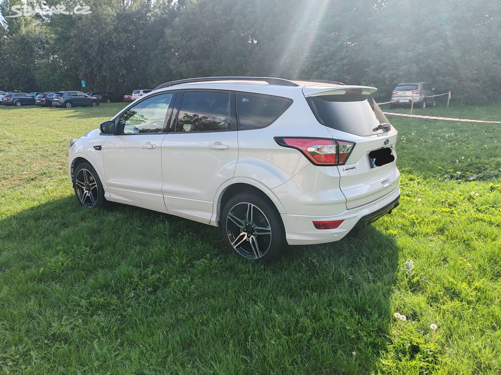 Ford Kuga 1.5i 110KW ST-LINE