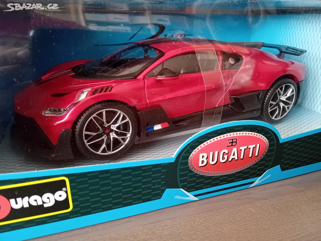 Bugatti Divo 1:18 Burago