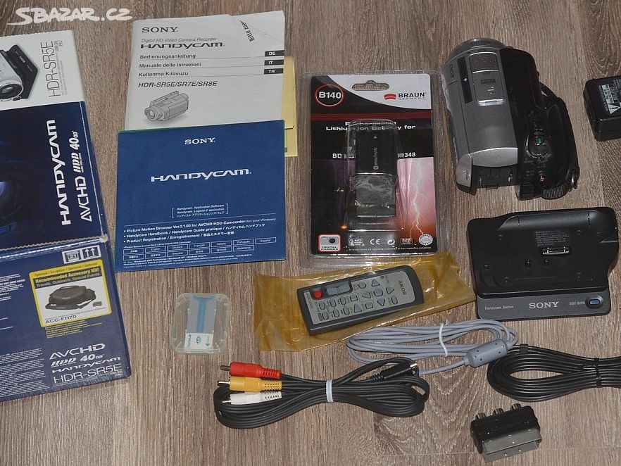 videokamera: SONY HDR-SR5E *40GB pevný disk*