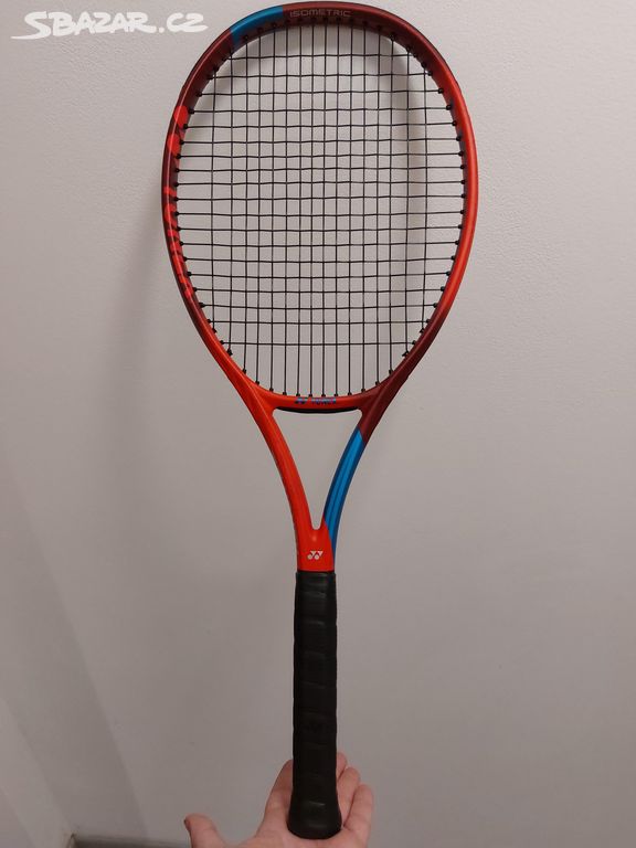 TENISOVÁ RAKETA YONEX VCORE 100, 300g